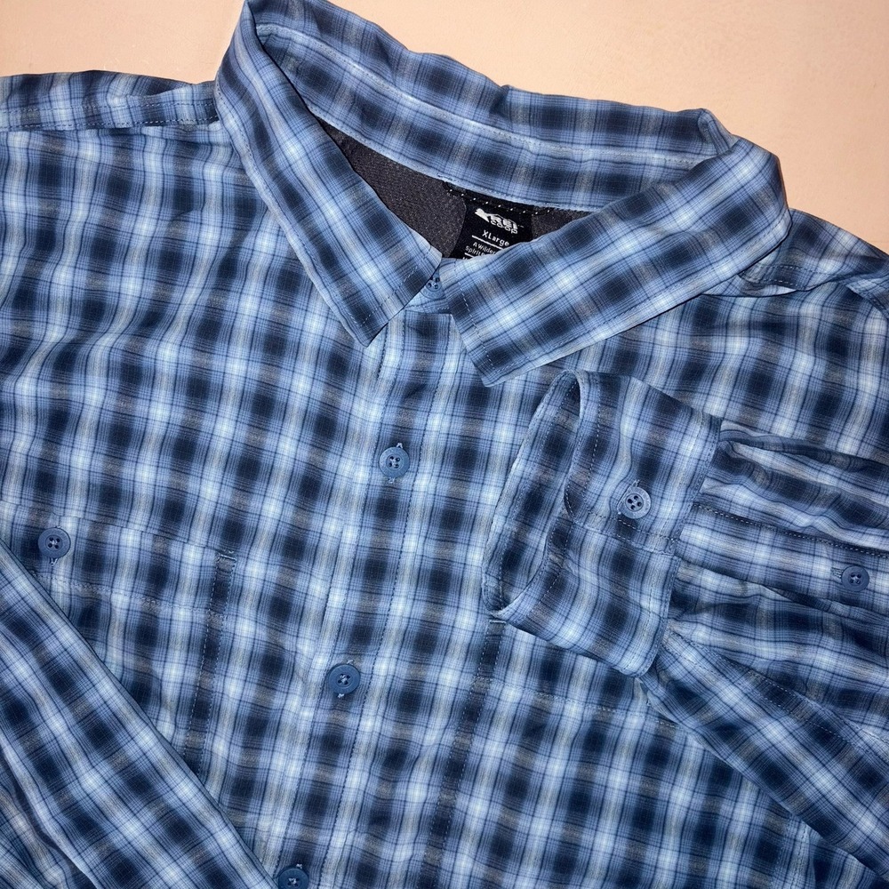 REI Sahara Tech Vented Fishing Shirt Blue Plaid Long Sleeve Button Up Men's XL